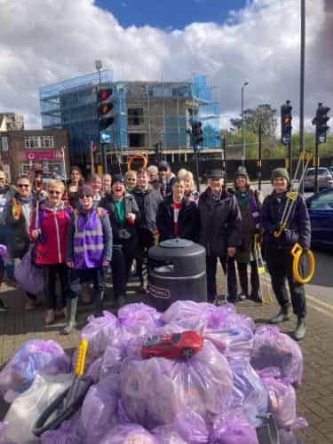 Galerie foto Harrow Litter Pickers 37